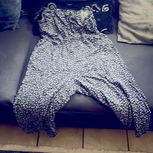 Maternity clothing
